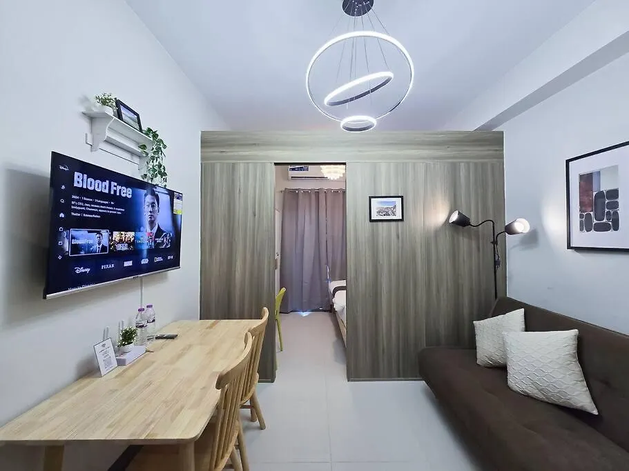 1Br Unit Condotel W Balcony Fame Residences -Fm31 Manila
